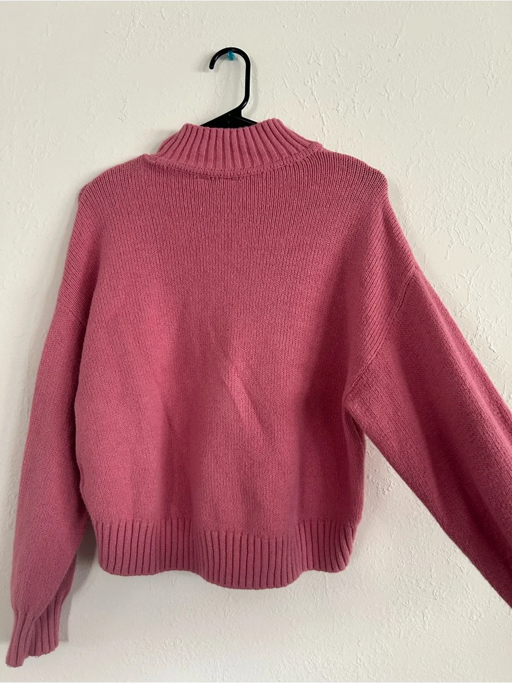 GAP Pink CashSoft Oversized Mockneck Cropped Knit Sweater Girls L Fits Womens XS